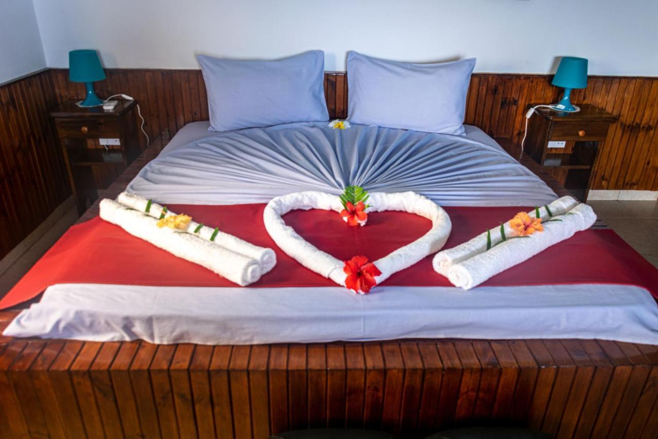 Baie Lazare  Les Elles Guesthouse Self Catering מראה חיצוני תמונה